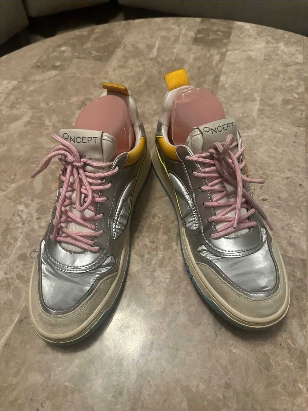 Oncept Porto -Silver Flash sneakers size 8,5